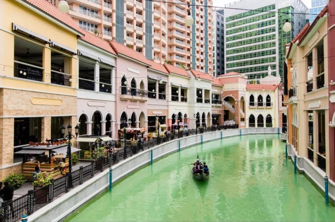 Venice Luxury Residences Taguig Esterno foto