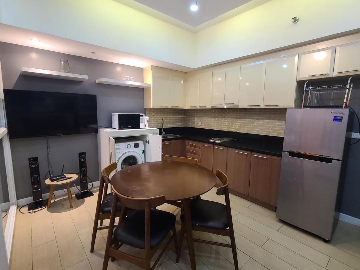 Venice Luxury Residences Taguig Esterno foto